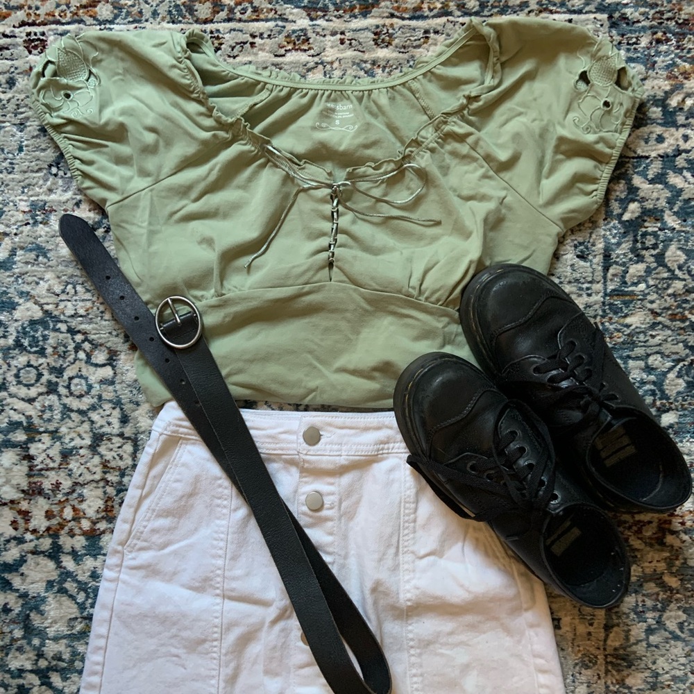 PUFF SLEEVE BLOUSE ON HOLD DO NOT BUY